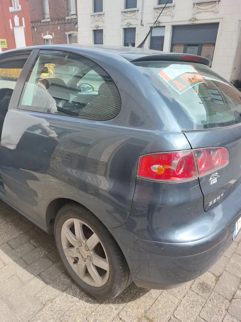 SEAT Ibiza Ibiza 1.4 TDi Reference Gris - 2