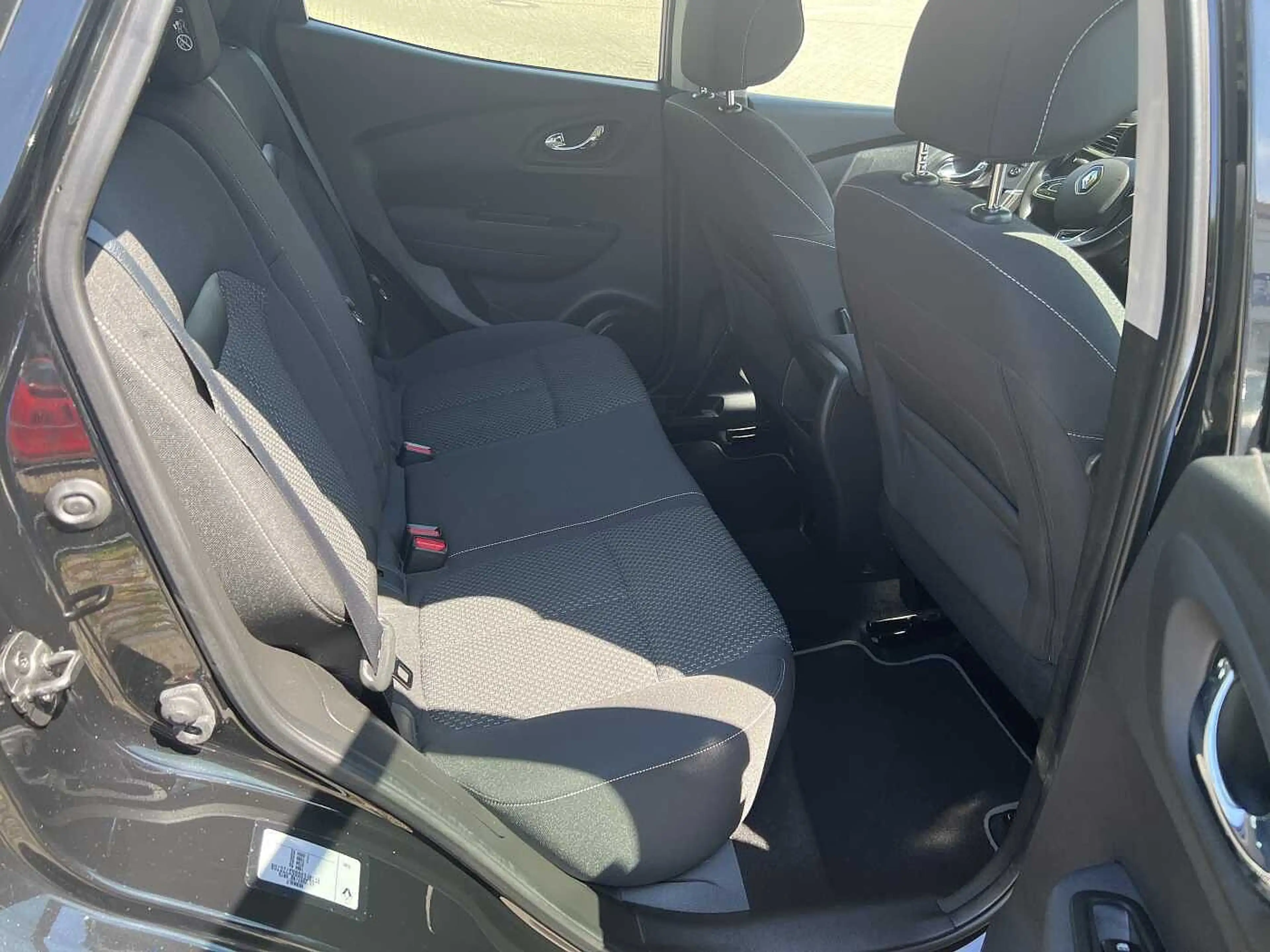 Renault Kadjar Energy dCi 130 Experience — photo 6