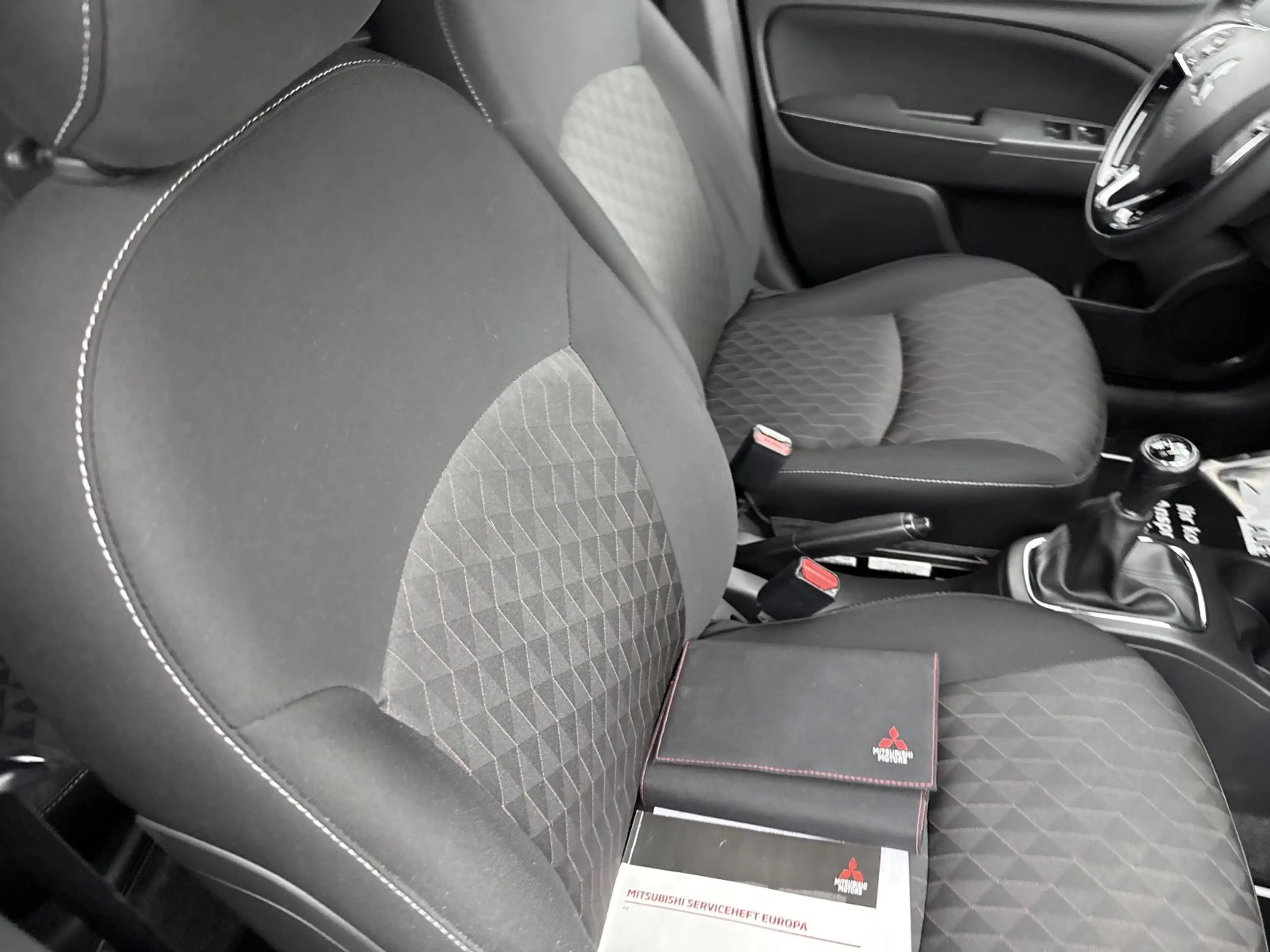 Mitsubishi Space Star Intro Edition+*NAVI*PDC*ALU* — photo 14
