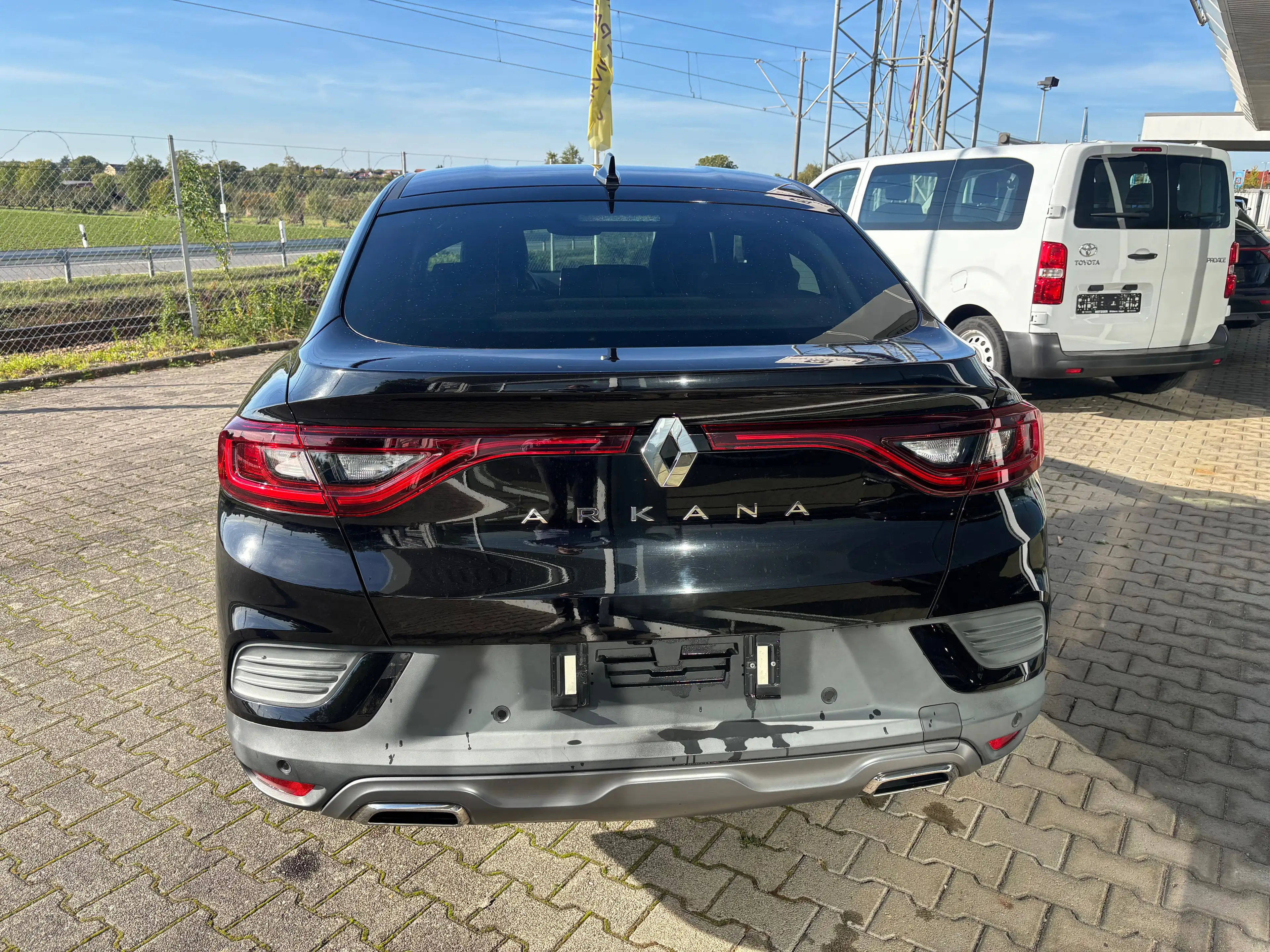 Renault Arkana R.S. Line / Automatik / Kamera — photo 4