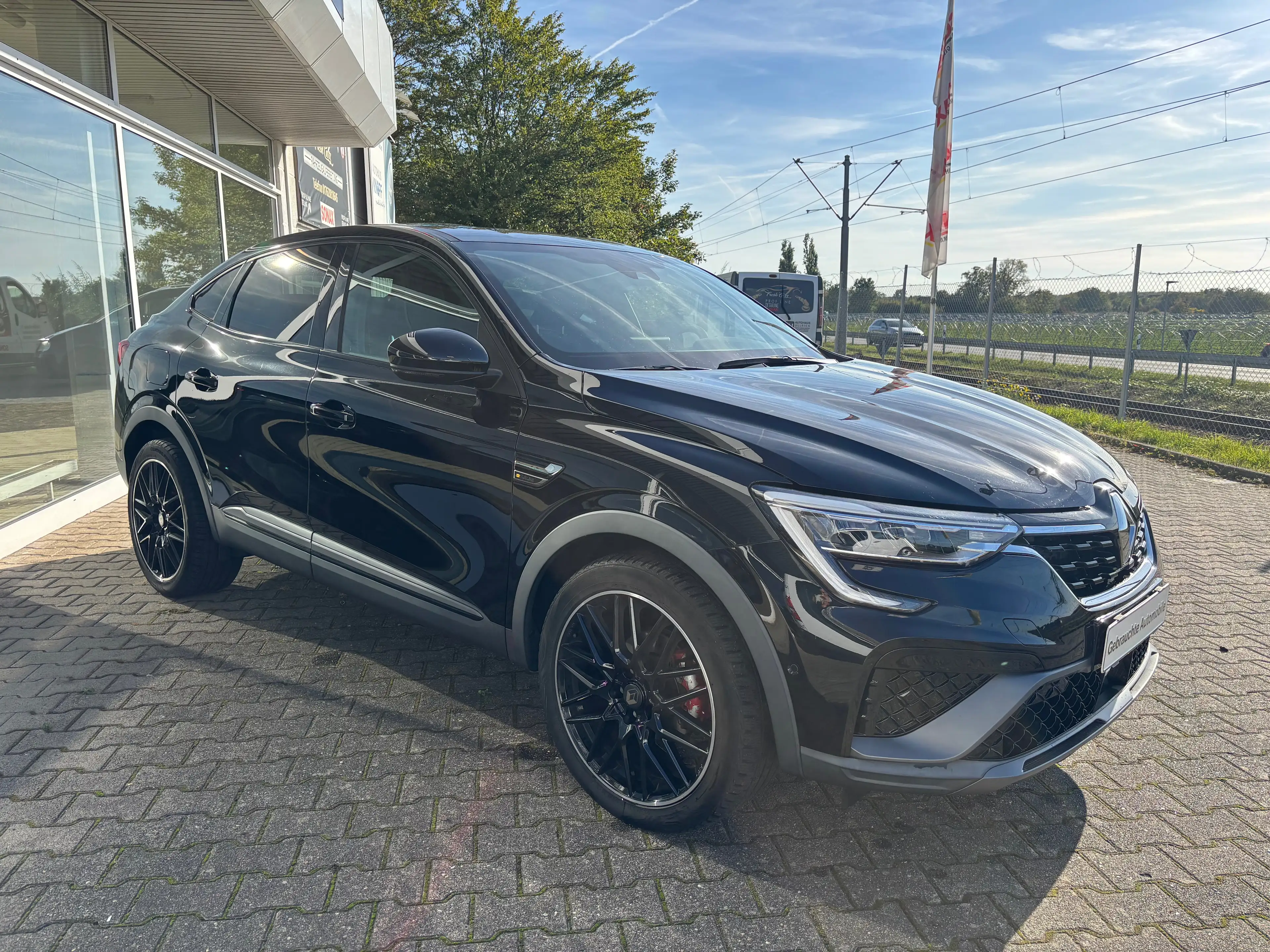 Renault Arkana R.S. Line / Automatik / Kamera — photo 3