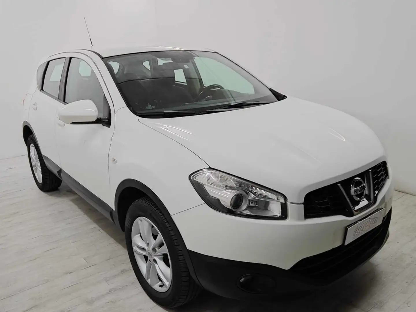 Nissan Qashqai 1.6 dCi DPF Tekna Bianco - 2