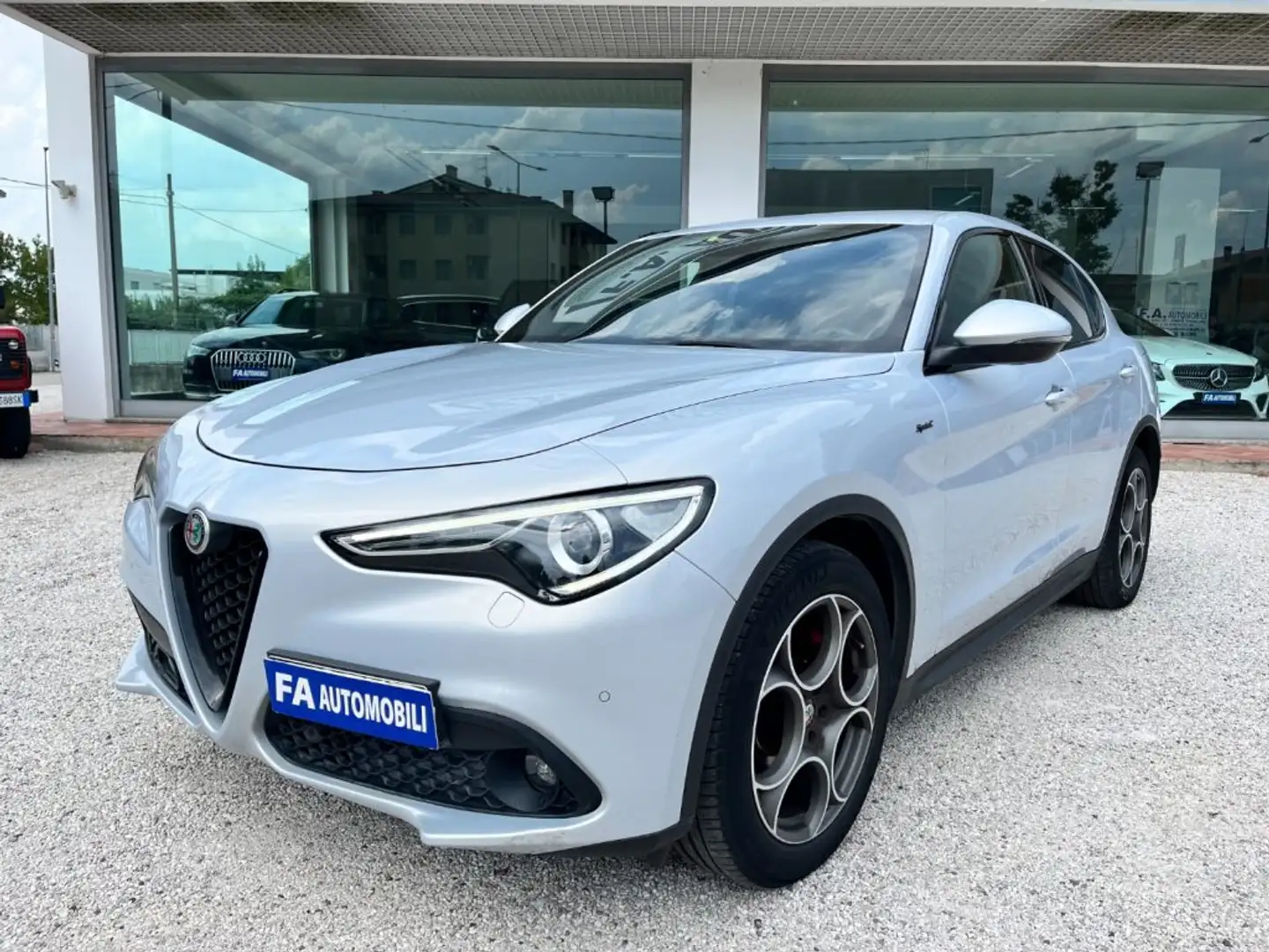 Alfa Romeo Stelvio 2.2 Turbodiesel 190 CV AT8 Q4 Sprint Argento - 2