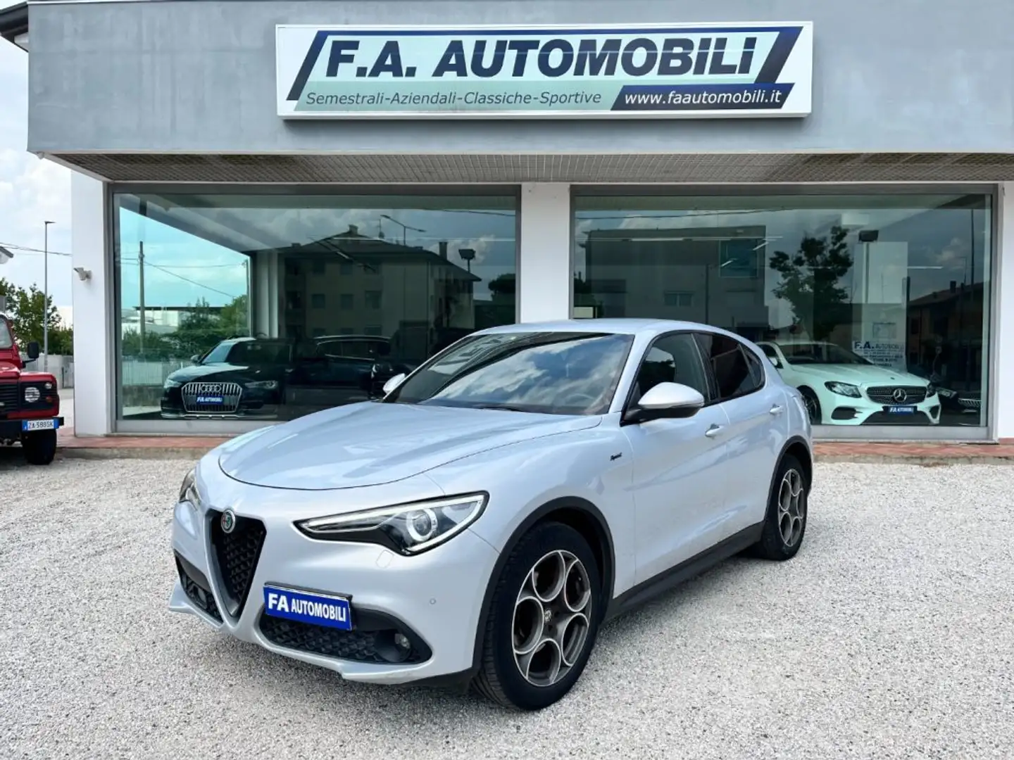 Alfa Romeo Stelvio 2.2 Turbodiesel 190 CV AT8 Q4 Sprint Argento - 1