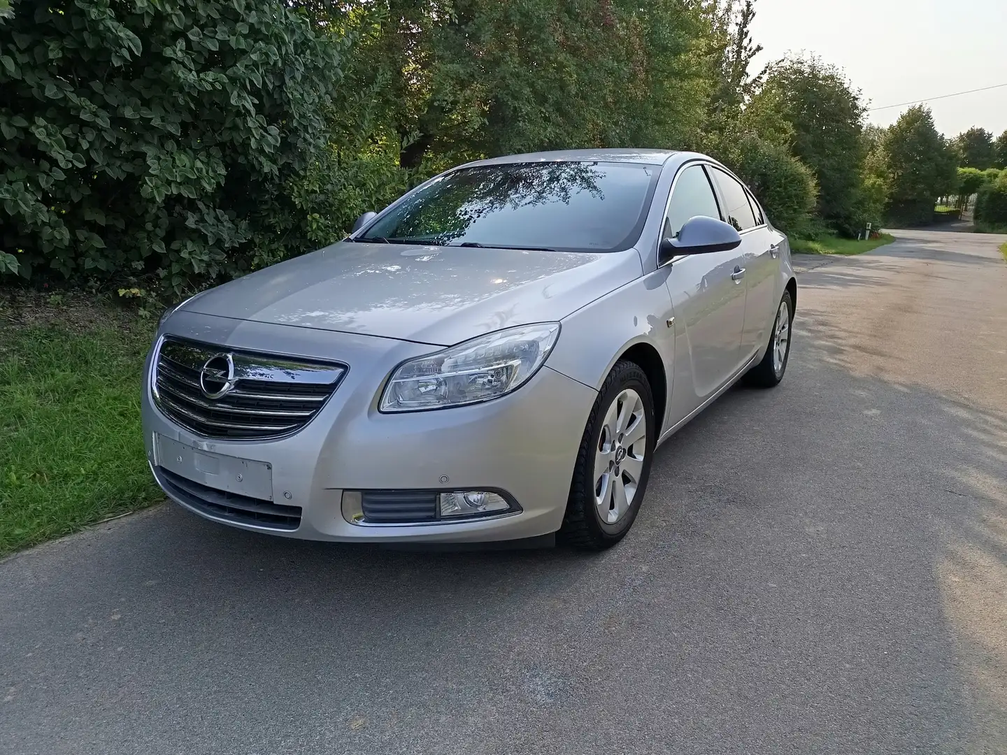 Opel Insignia Insignia 2.0 CDTi Edition DPF Plateado - 1
