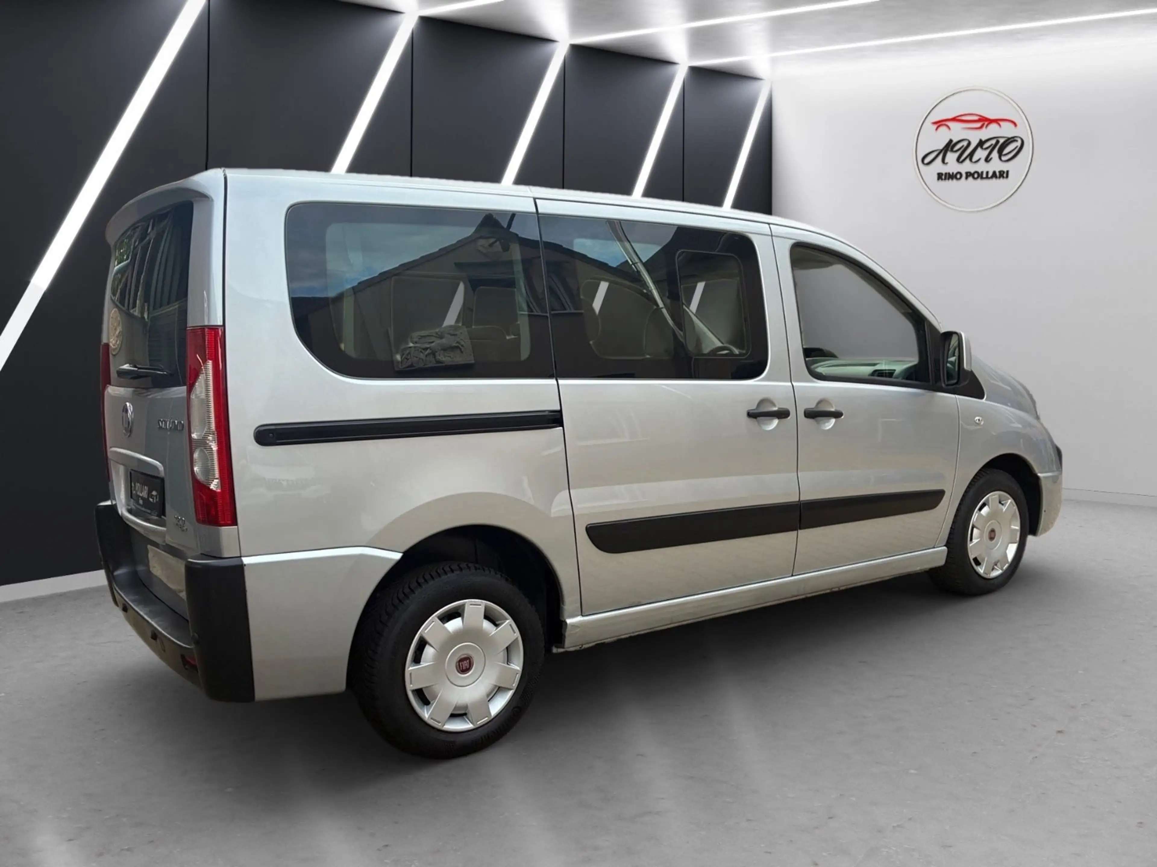 Fiat Scudo Panorama Family L1H1 120 Multijet 5 Sitze — photo 5
