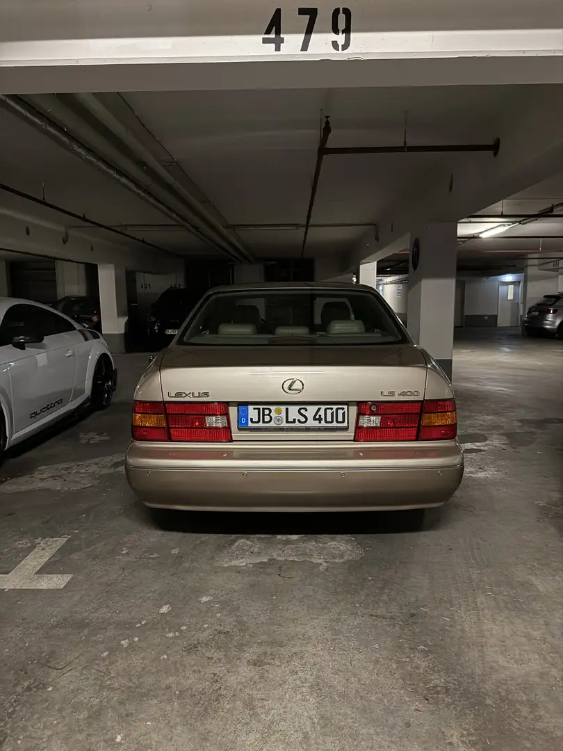 Lexus LS 400 - 2