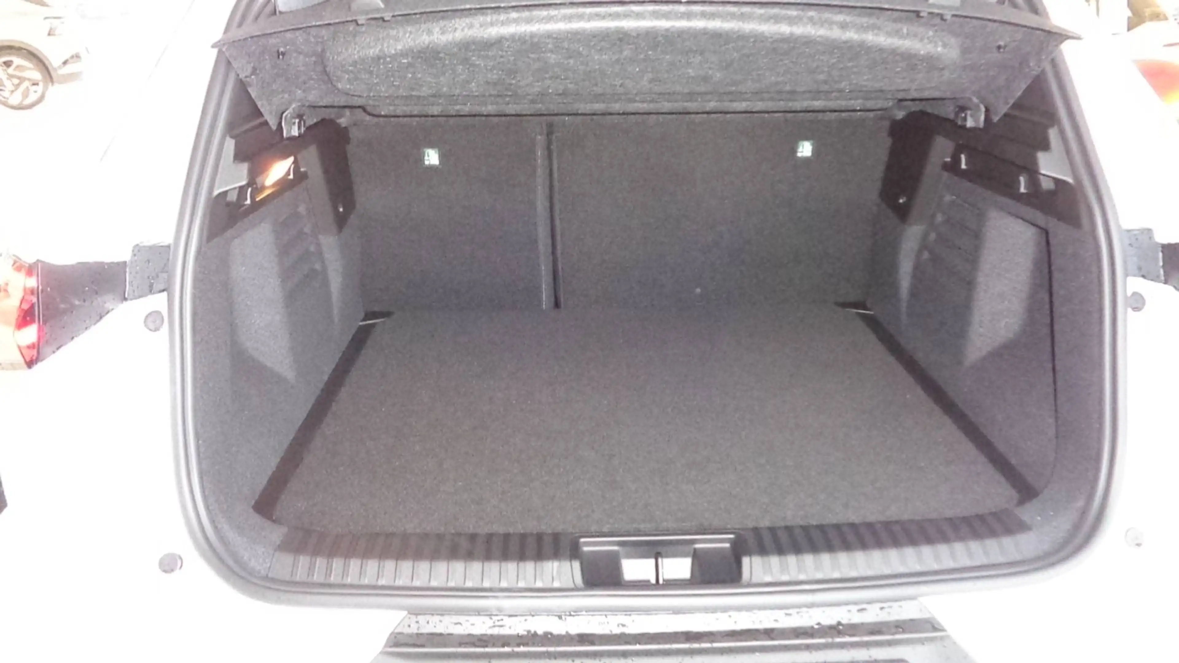 Mitsubishi Grandis Grandis 1.8 Hybrid Edition 360°Kamera- — photo 6