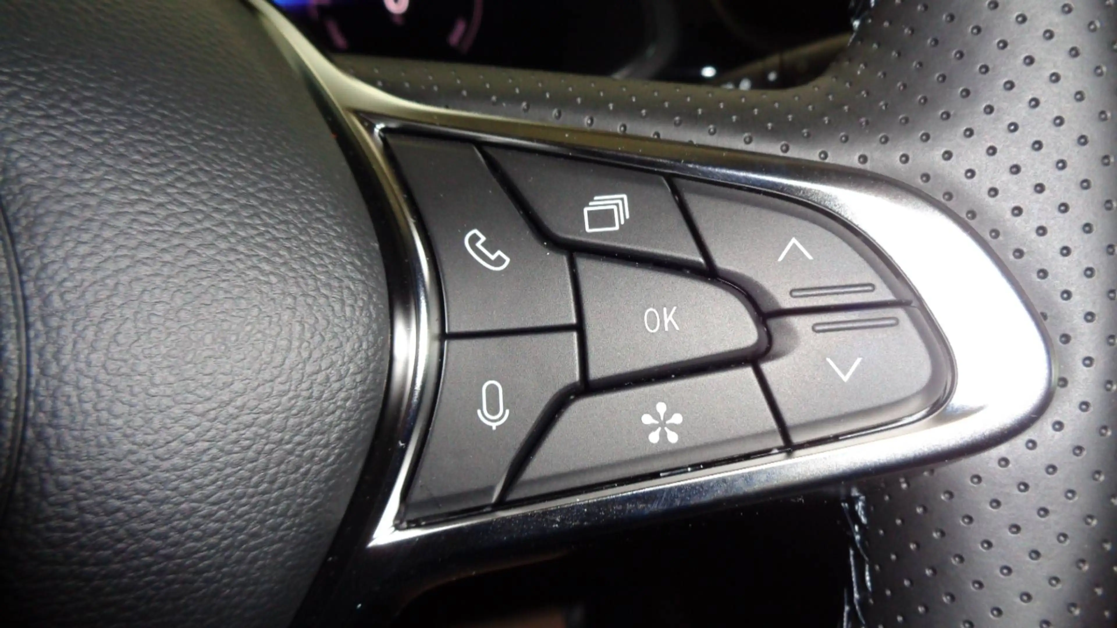 Mitsubishi Grandis Grandis 1.8 Hybrid Edition 360°Kamera- — photo 14