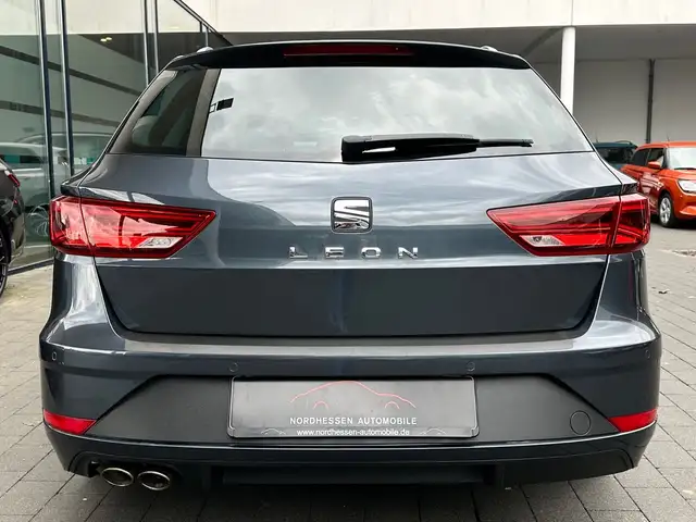 Seat Leon Leon view 7