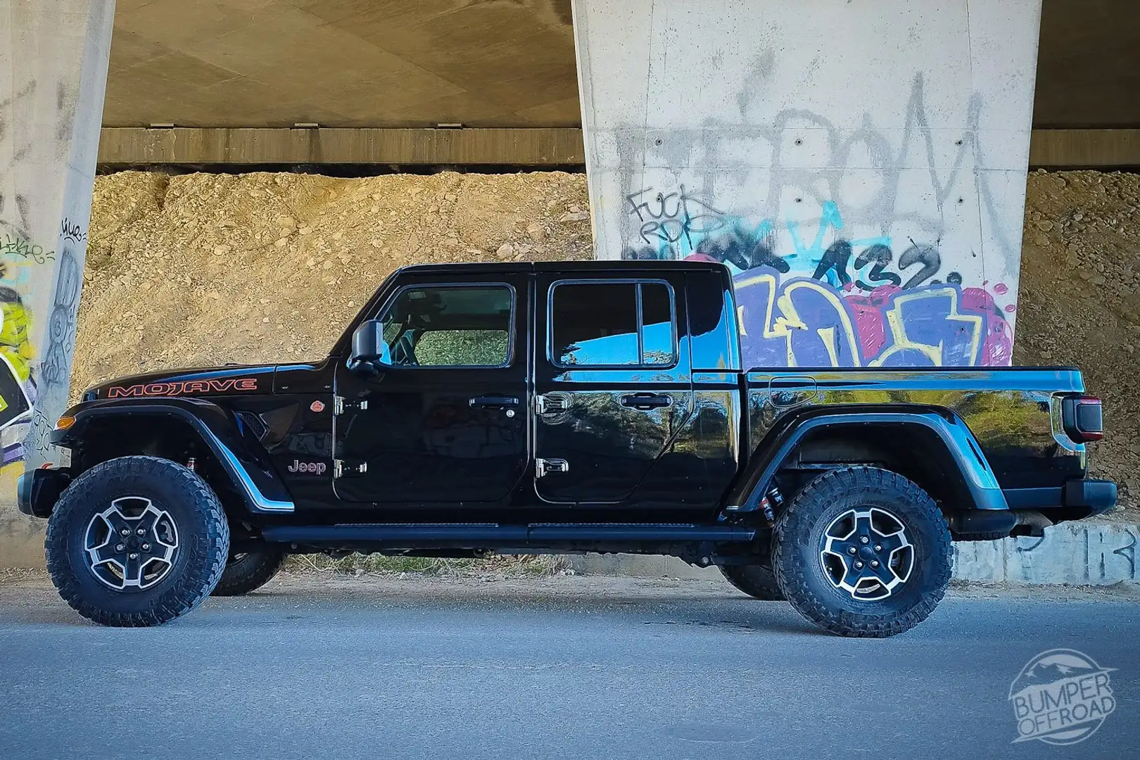 Jeep Noir - 1
