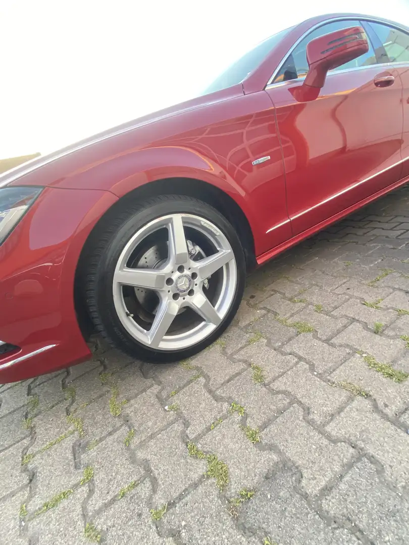 Mercedes-Benz CLS 350 BlueEFFICIENCY 7G-TRONIC Edition 1 Rot - 2