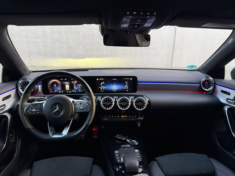 Mercedes-Benz CLA 250 Shooting Brake e AMG Line - Full option - Pano - 3 — photo 14