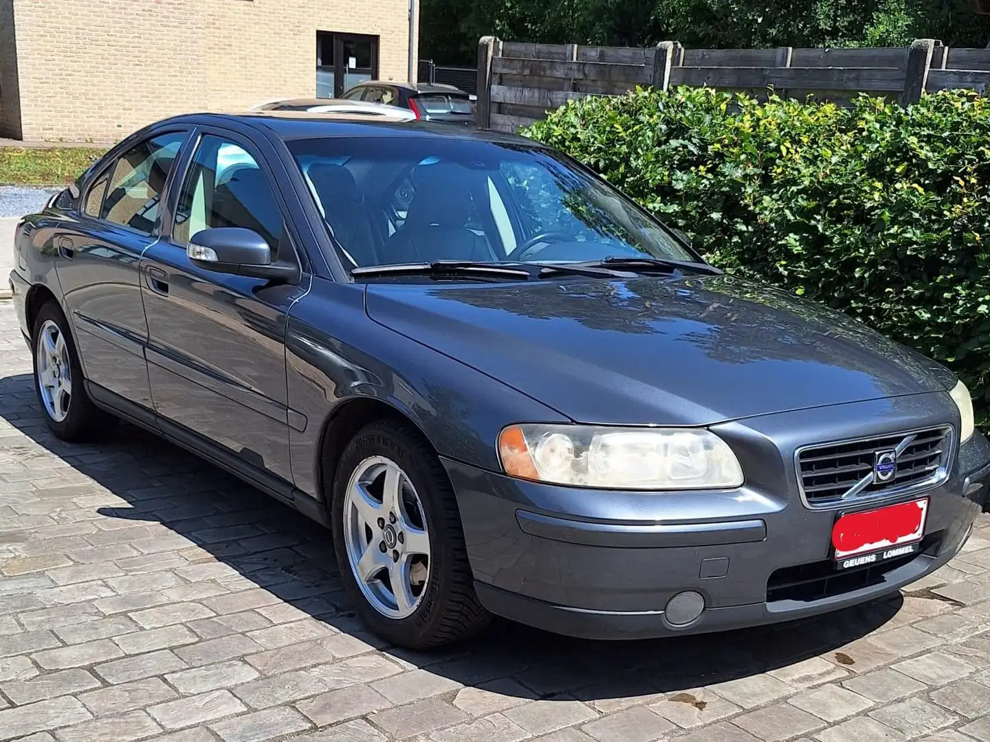 Volvo S60 S60 2.4D Kinetic Grijs - 1