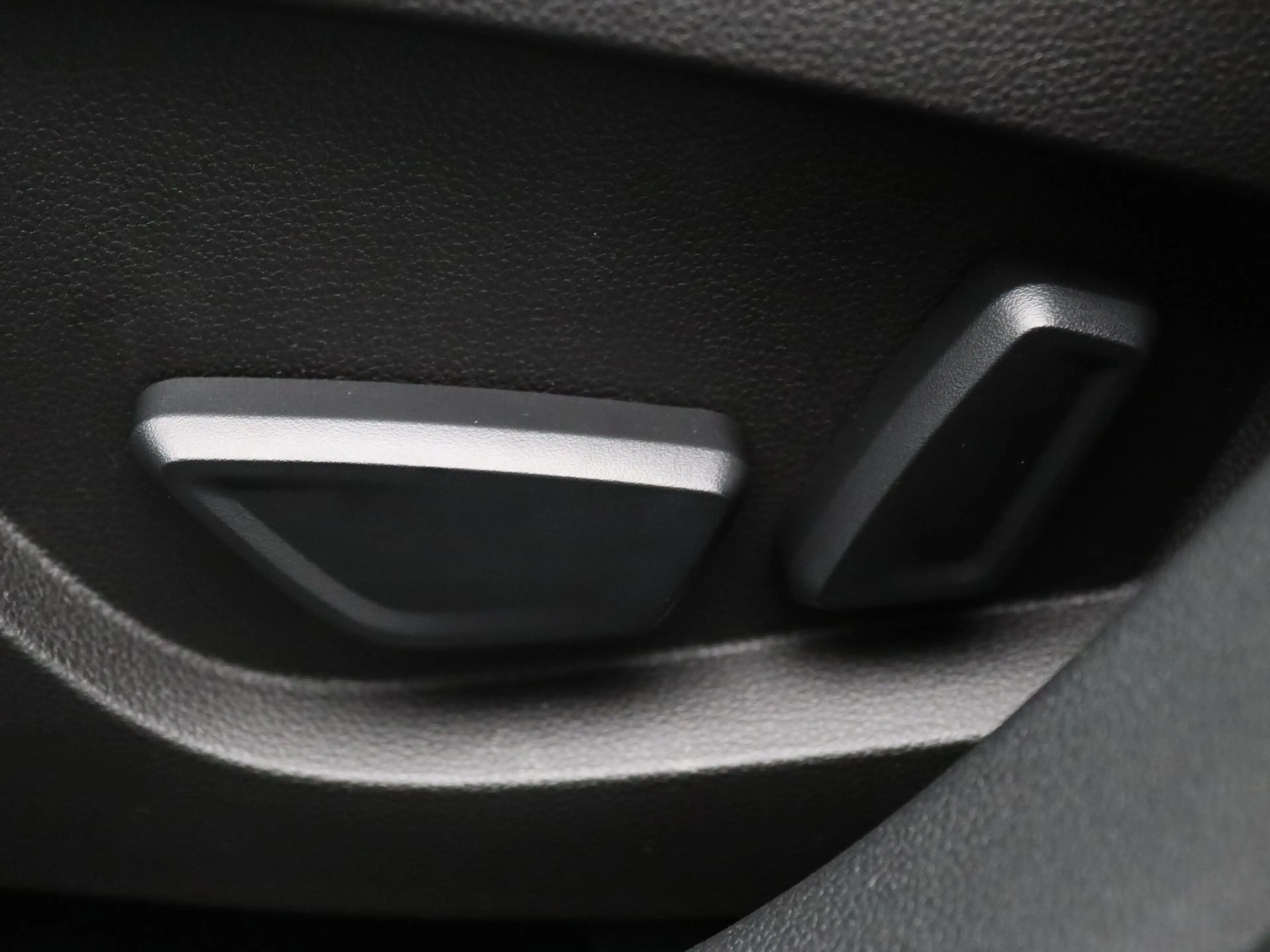 Mitsubishi Grandis HEV Instyle 160pk Harman Kardon | 360° Camera | St — photo 22