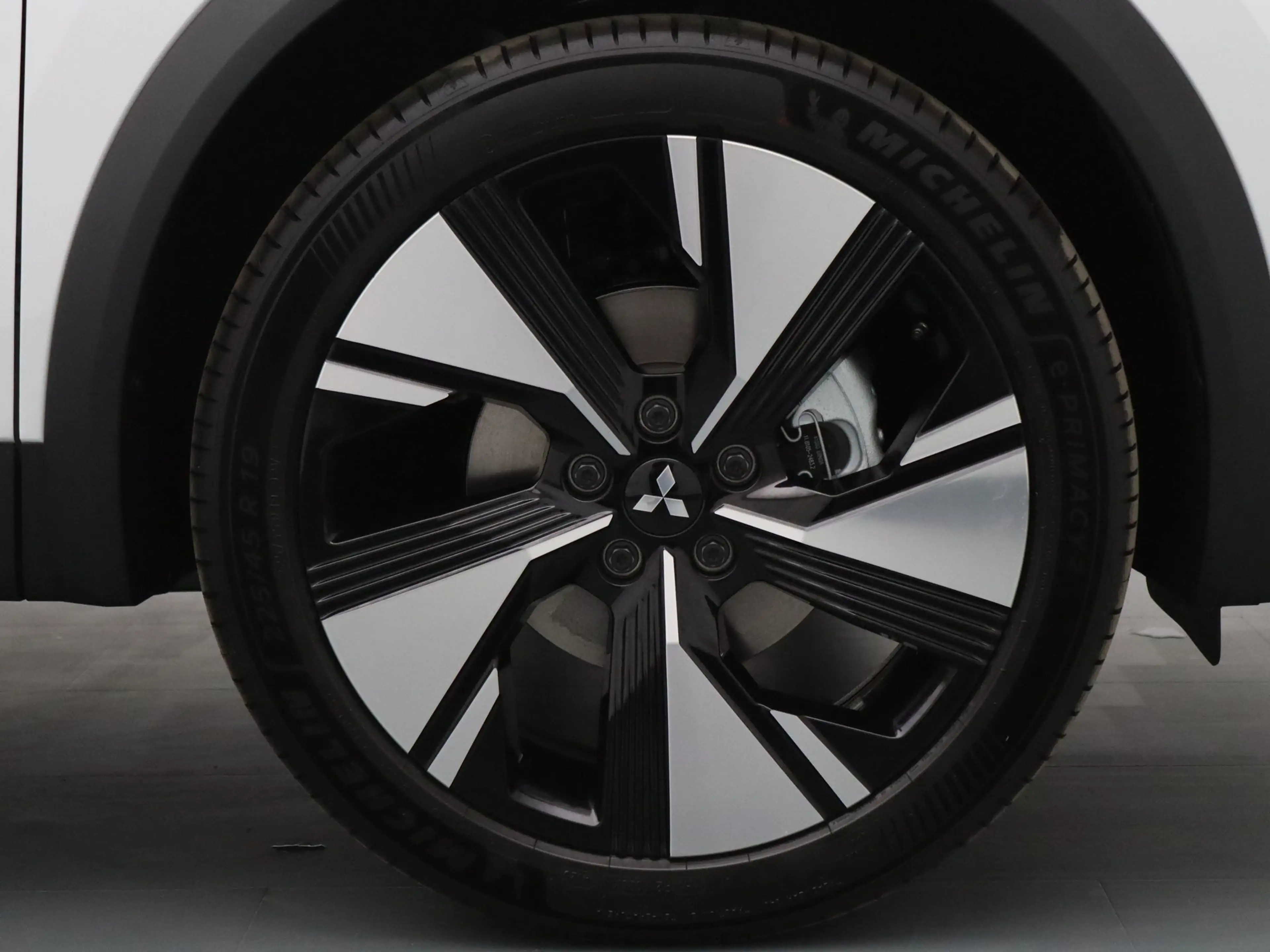 Mitsubishi Grandis HEV Instyle 160pk Harman Kardon | 360° Camera | St — photo 37