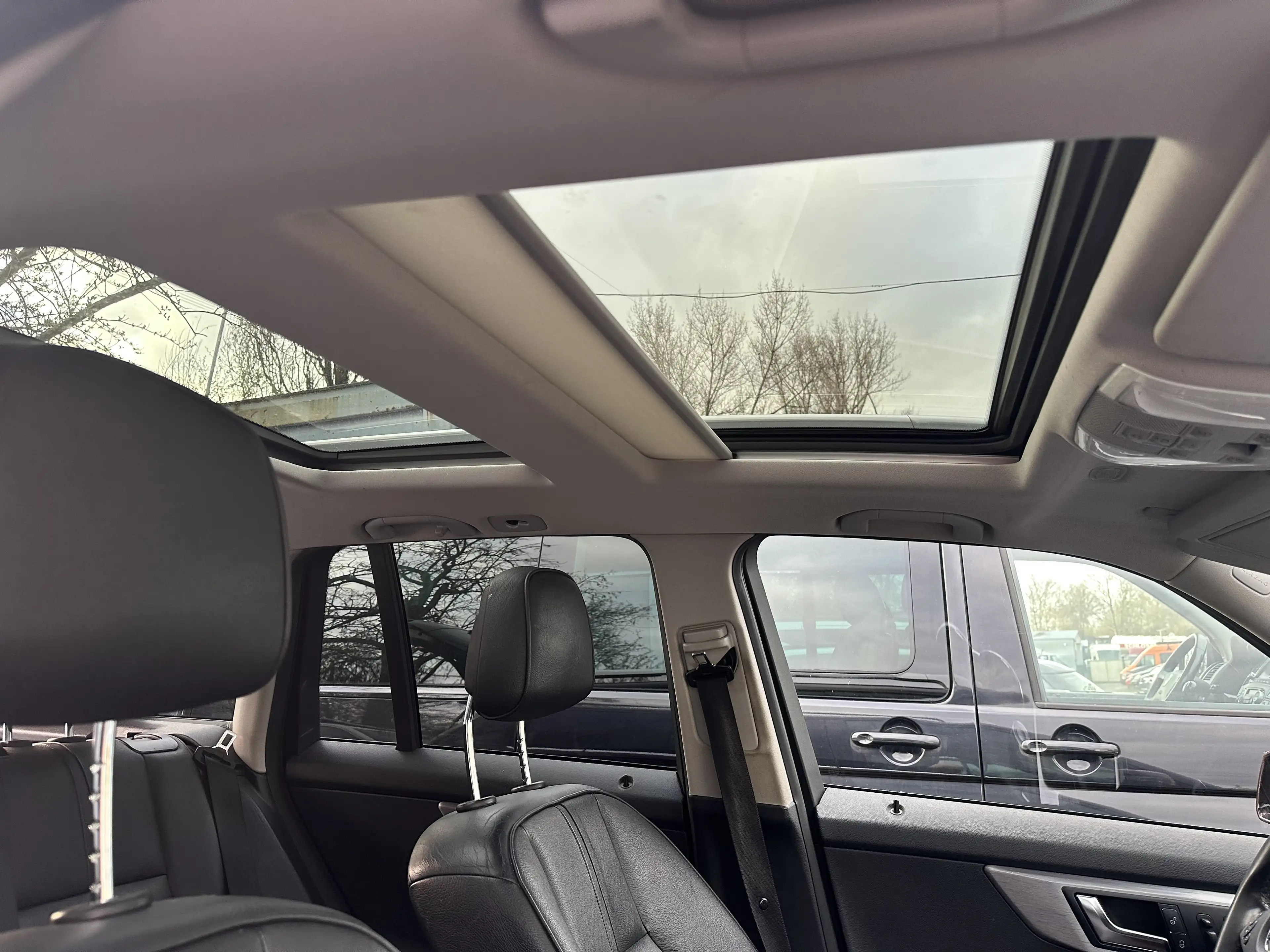 Mercedes-Benz GLK 350 CDI 4Matic PANORAMA F-1 MEMORY LOGIC 7 VOLL EXTRAS — photo 12