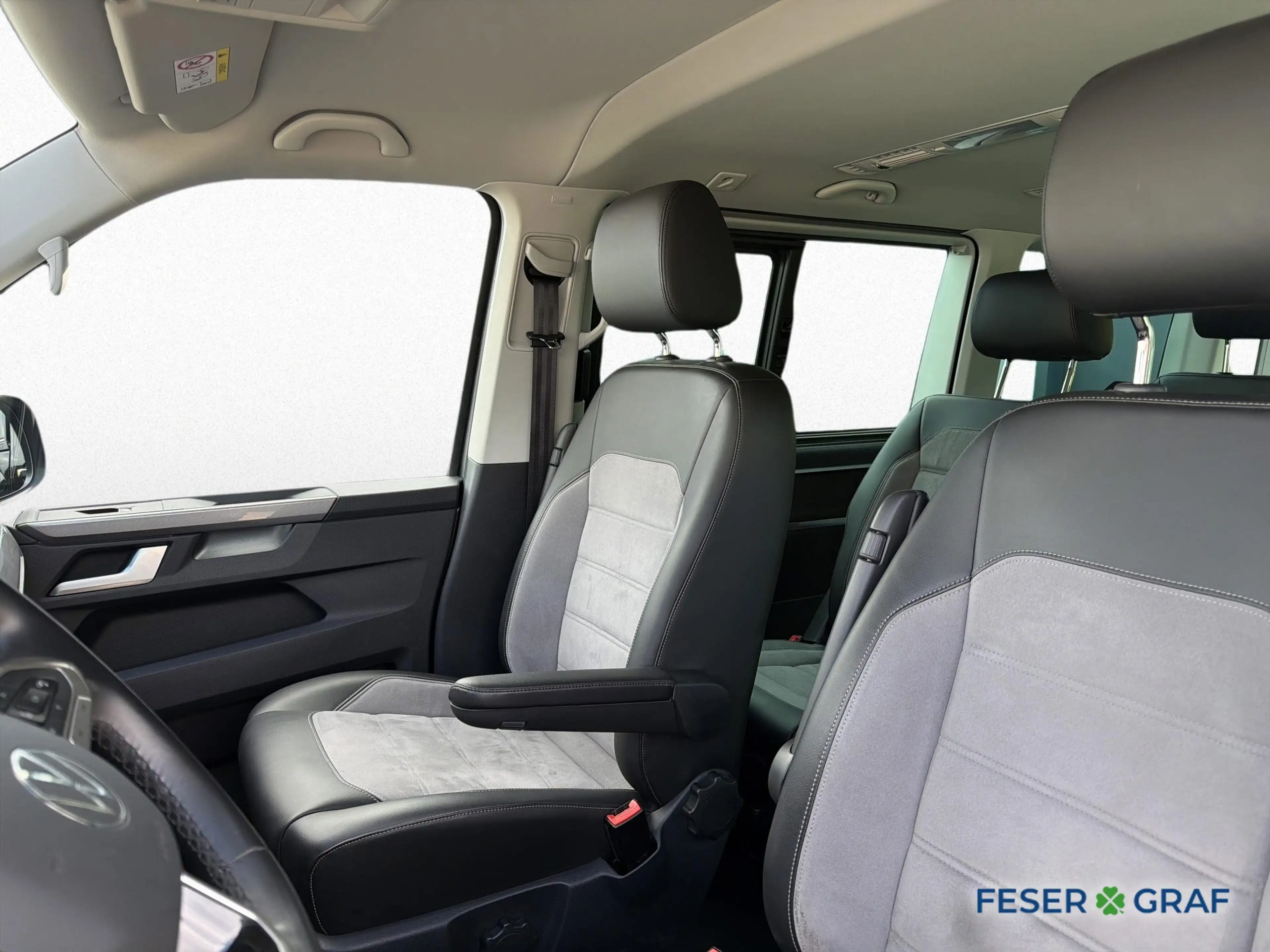 Volkswagen T6.1 Multivan 6.1 Comfortline Gen. SIX 2.0 TDI 7-DSG LED — photo 8