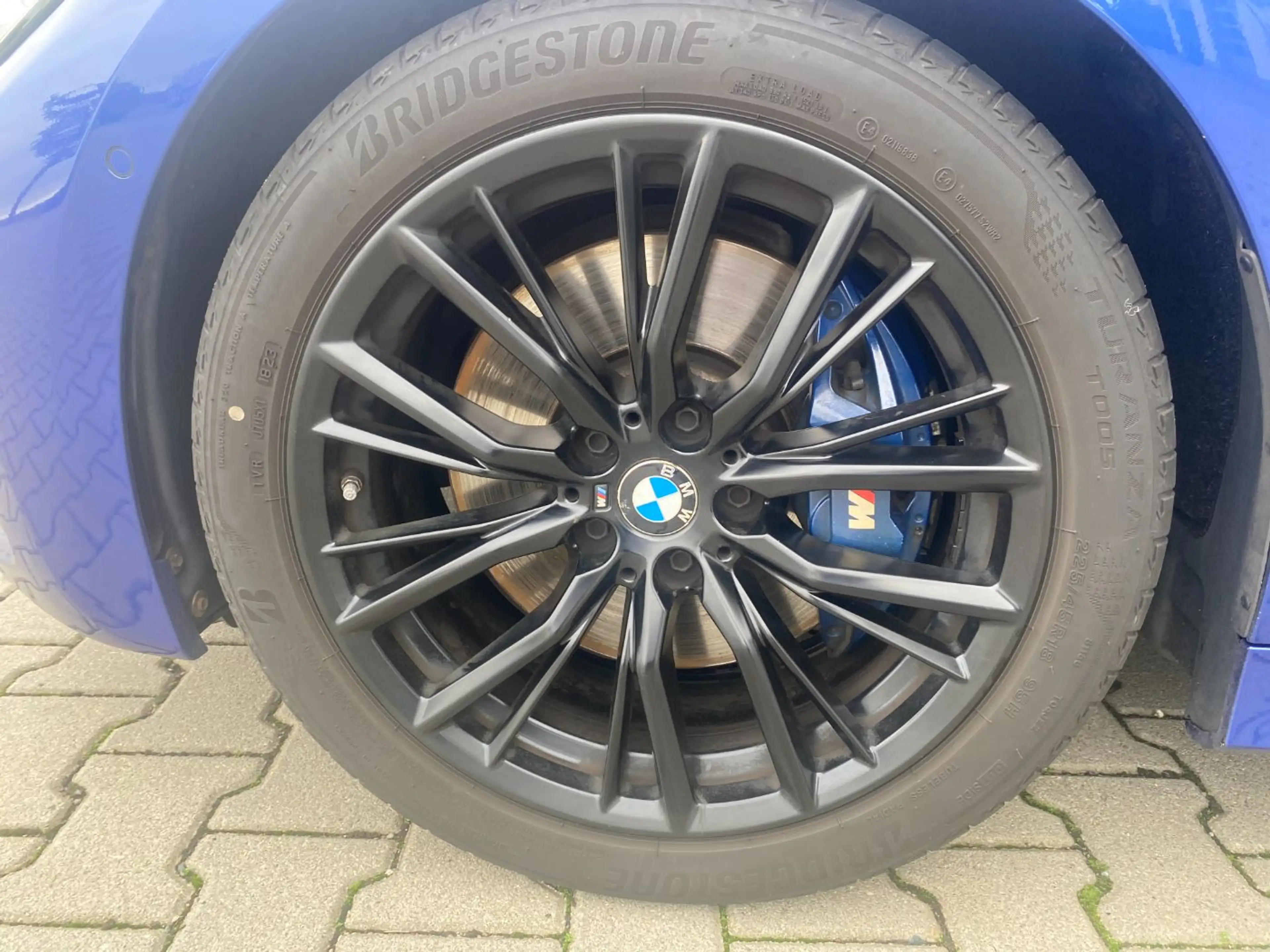 BMW 330 i Lim/MSPORT/HUD/LASER/360°/ACC/STANDHZ/H&K/ — photo 15