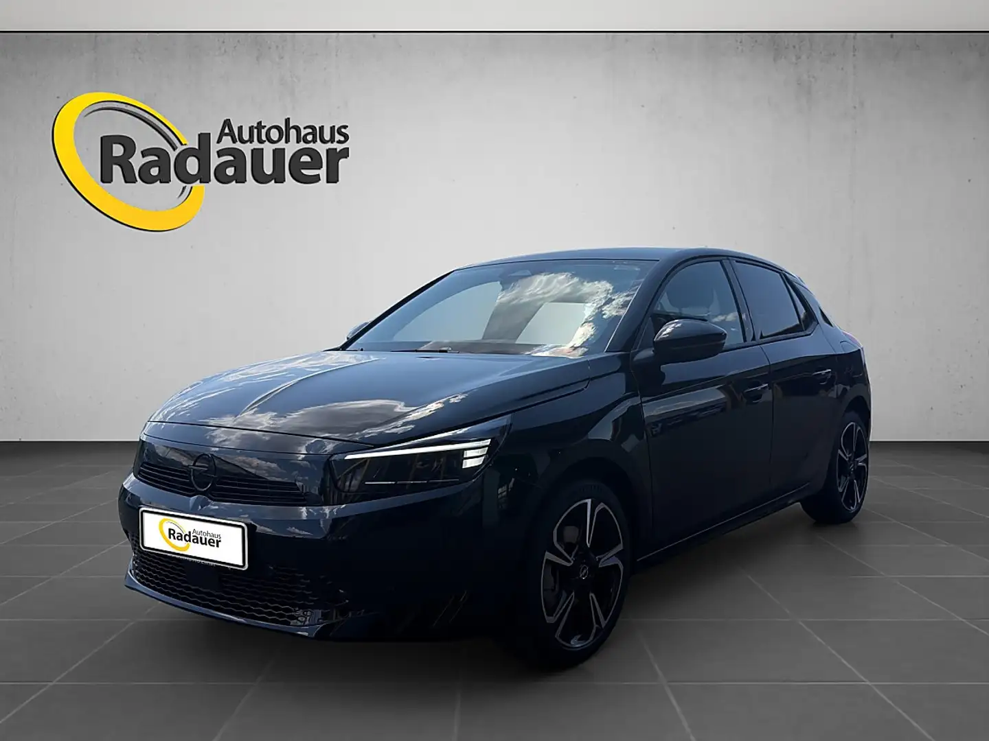 Opel Corsa 1,2 Direct Injection Turbo MHEV GS Aut. Schwarz - 1