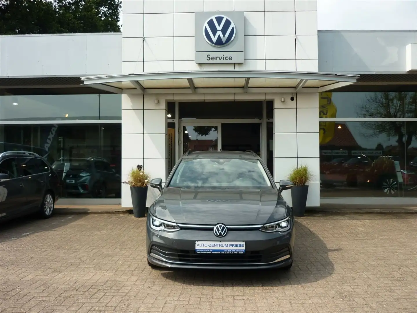 Volkswagen Golf VIII Variant Style 1,5 eTSI DSG+Navi+Standh Gris - 2