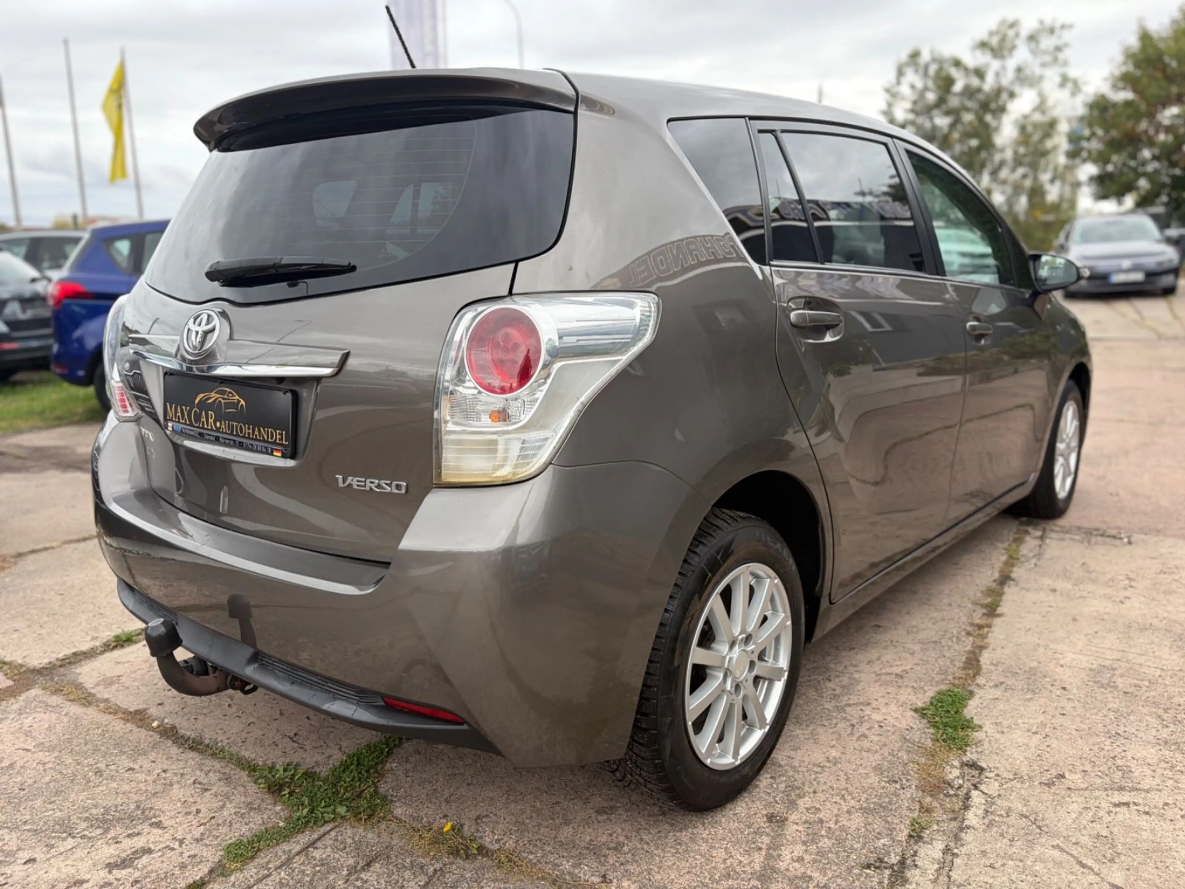 Toyota Verso Comfort — photo 6