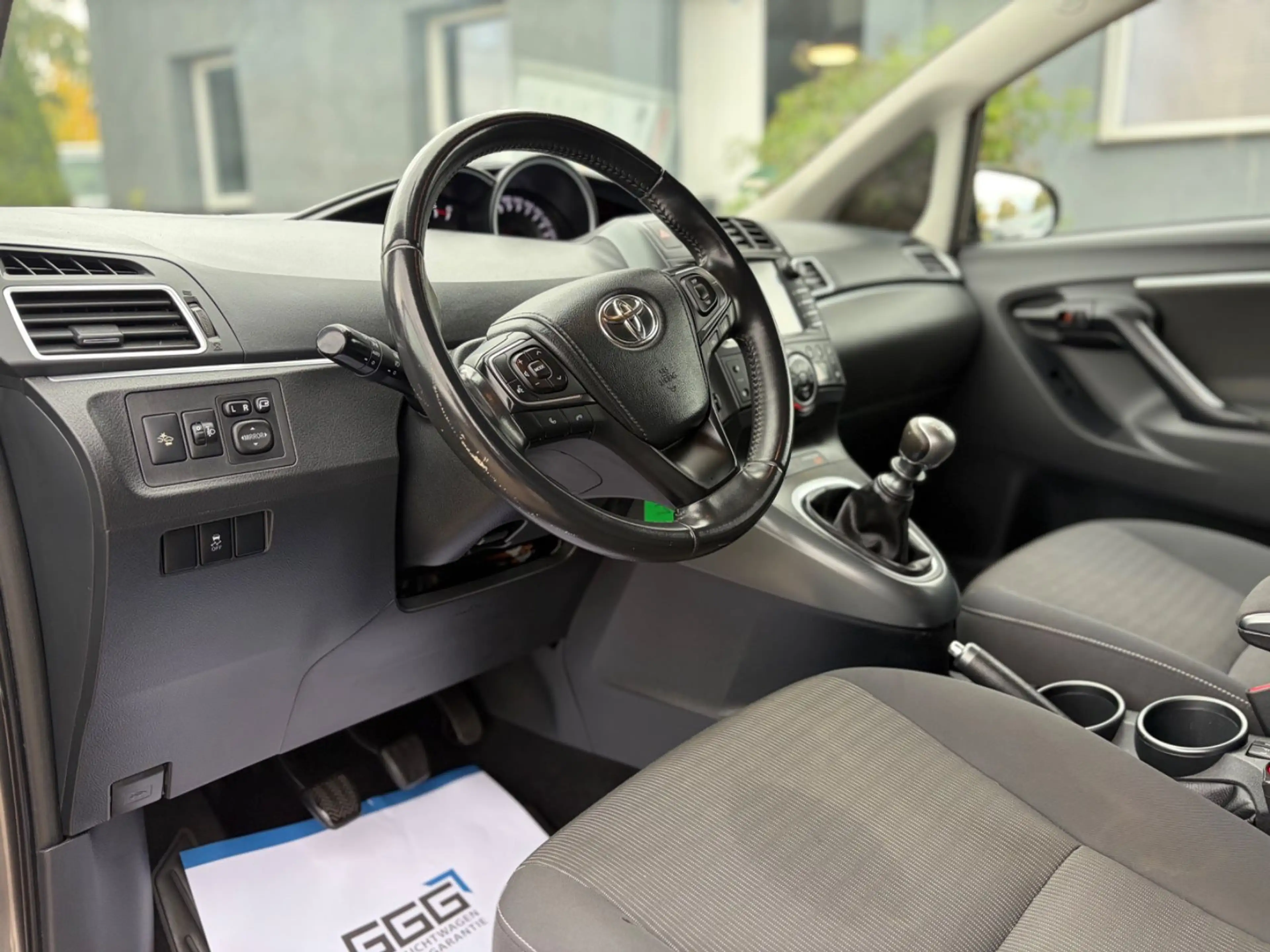 Toyota Verso Comfort — photo 14
