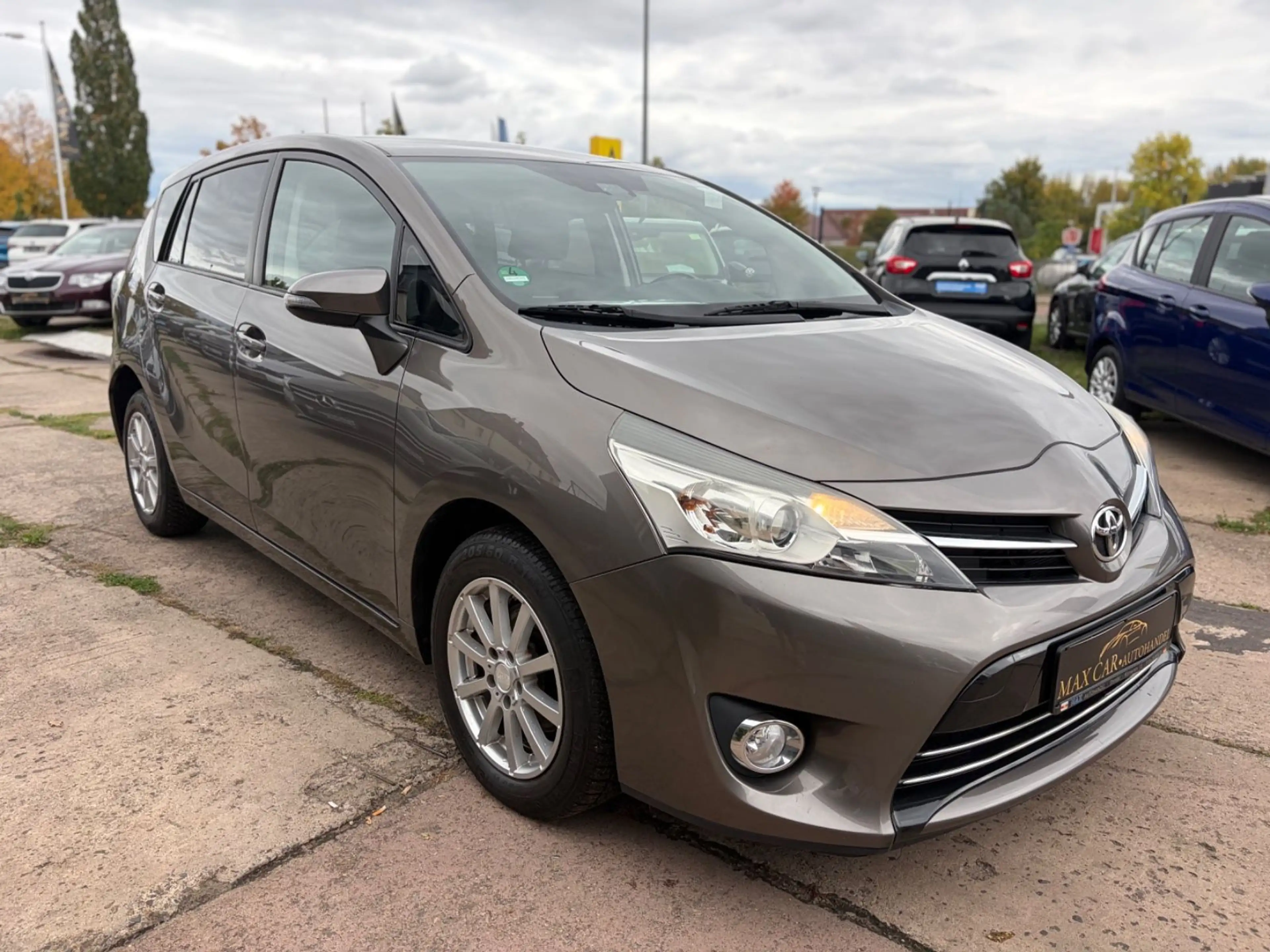 Toyota Verso Comfort — photo 3