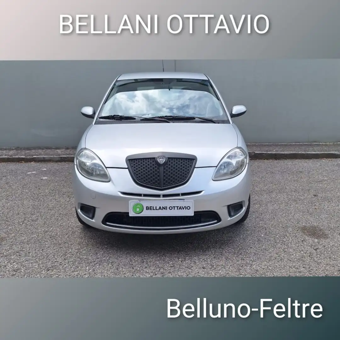 Lancia Ypsilon 1.2 Oro Bianco Срібний - 2