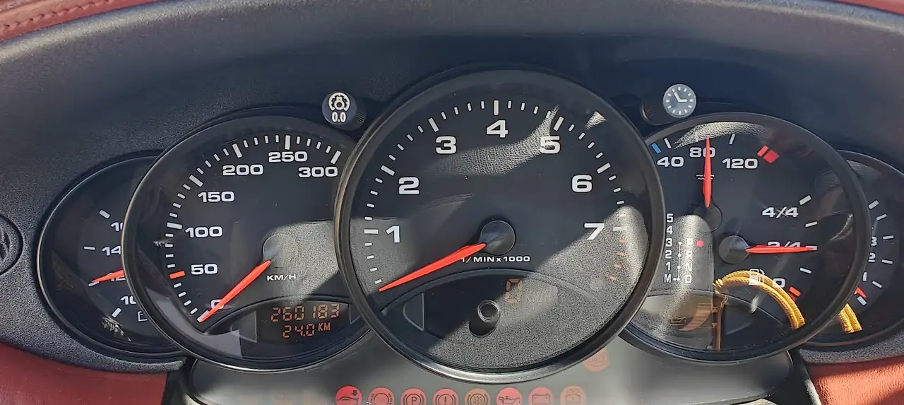 Porsche 911 3.4 Carrera met volledig gereviseerde motor, foto 5