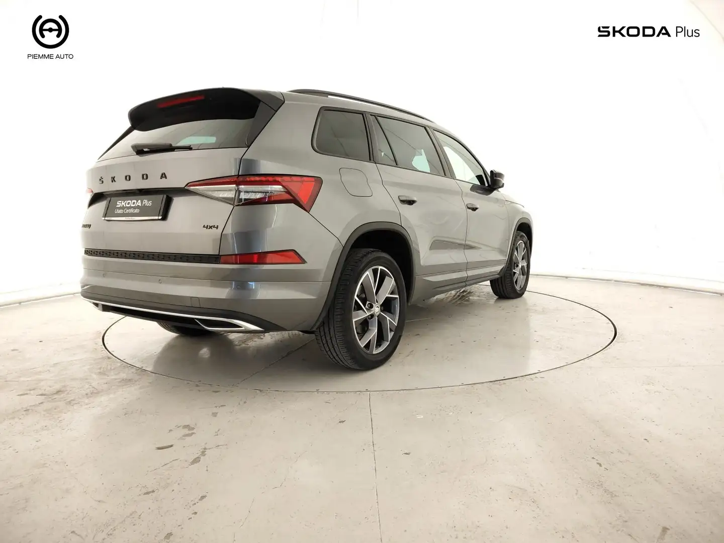 Skoda Kodiaq Kodiaq 2.0 TDI EVO SCR 200CV 4x4 DSG 7 posti Spor Grigio - 2