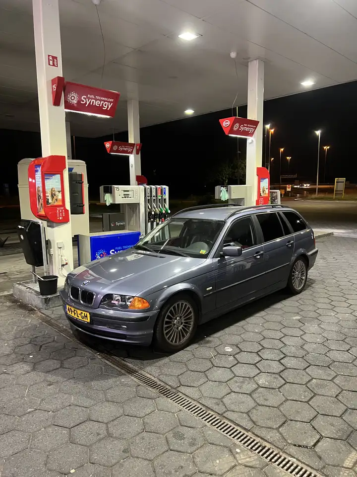 BMW 318