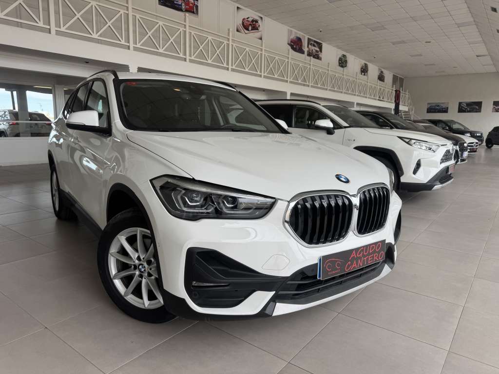 BMW X1 sDrive 18dA Corporate - foto 1