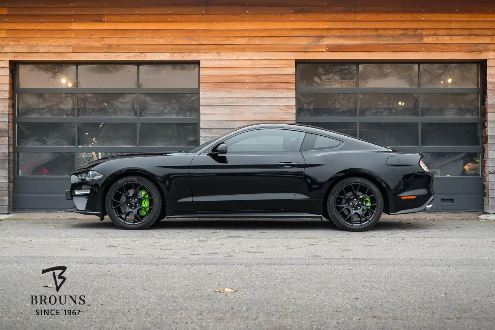 Ford Mustang Fastback 2.3 EcoBoost 370pk | Sportuitl | Carbon | Noir - 2