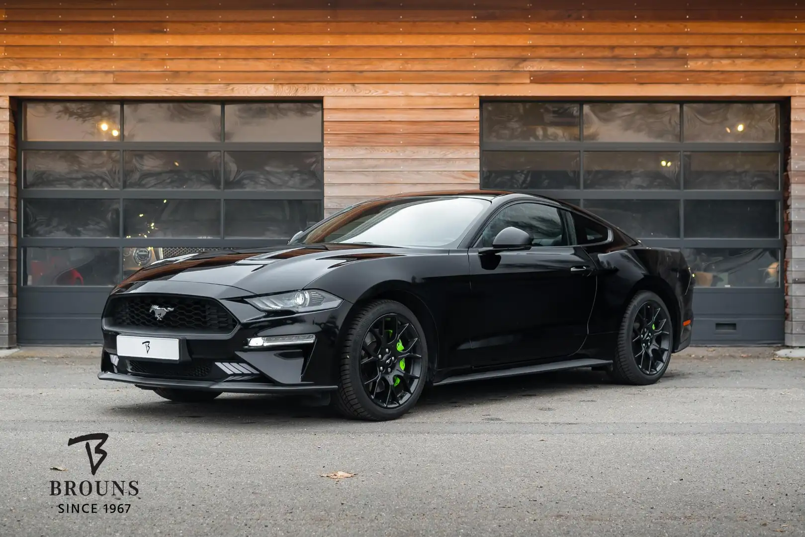 Ford Mustang Fastback 2.3 EcoBoost 370pk | Sportuitl | Carbon | Noir - 1