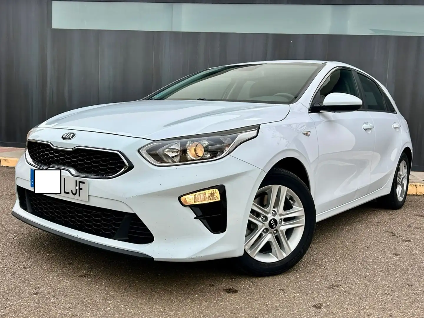 Kia Ceed / cee'd 1.6 CRDI Eco-Dynamics Drive 115 - 1
