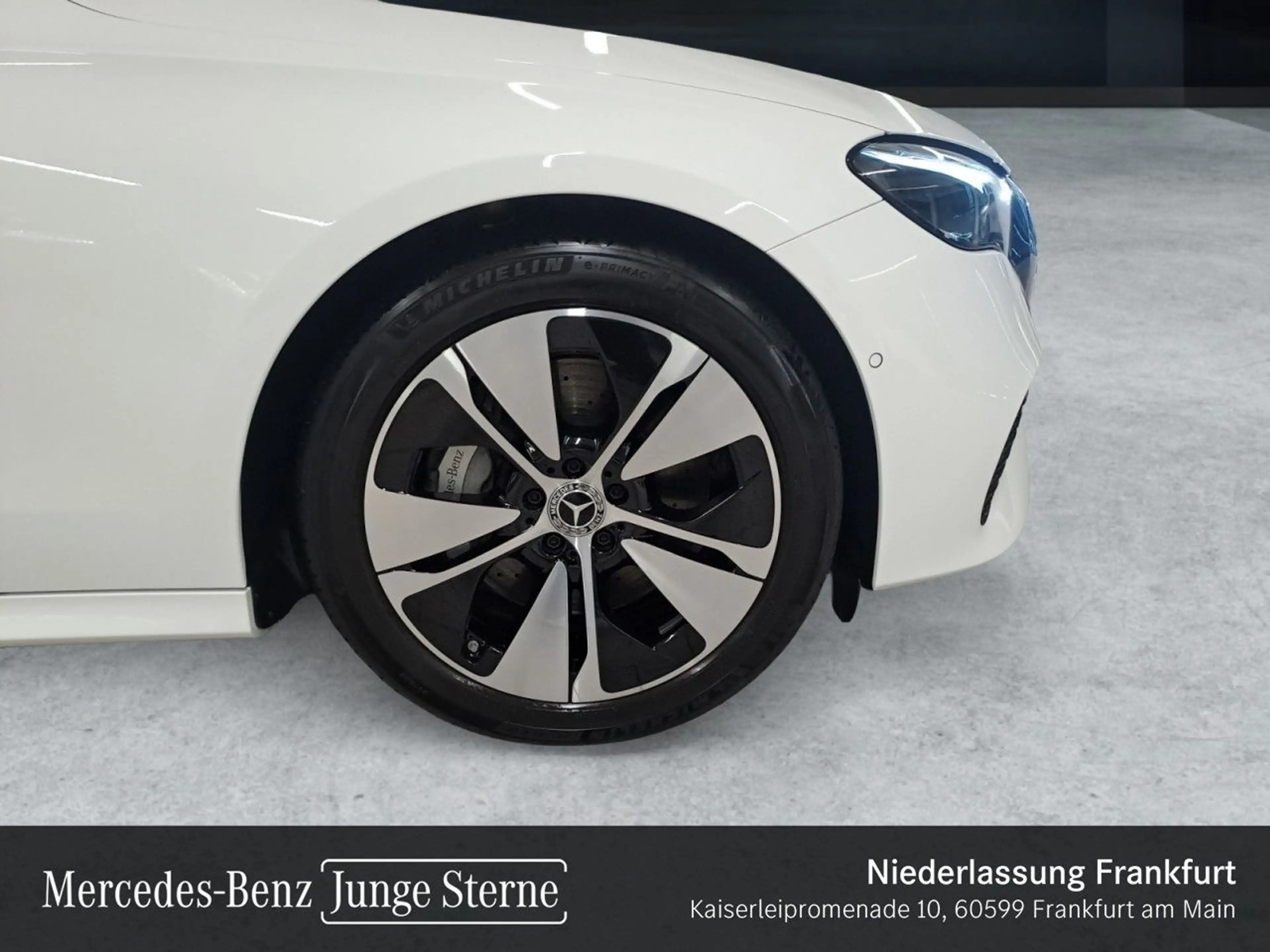 Mercedes-Benz E 220 d Avantgarde 360° Burmester Distr+ LED PTS — photo 3
