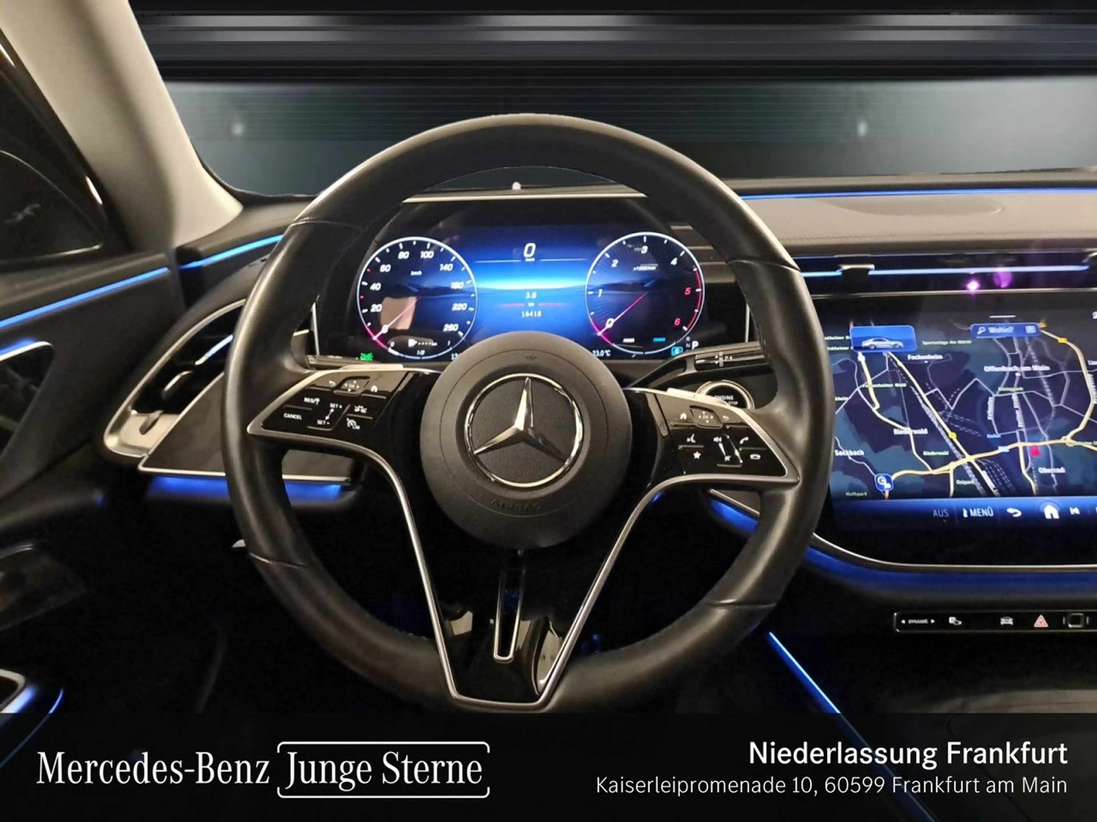 Mercedes-Benz E 220 d Avantgarde 360° Burmester Distr+ LED PTS — photo 14