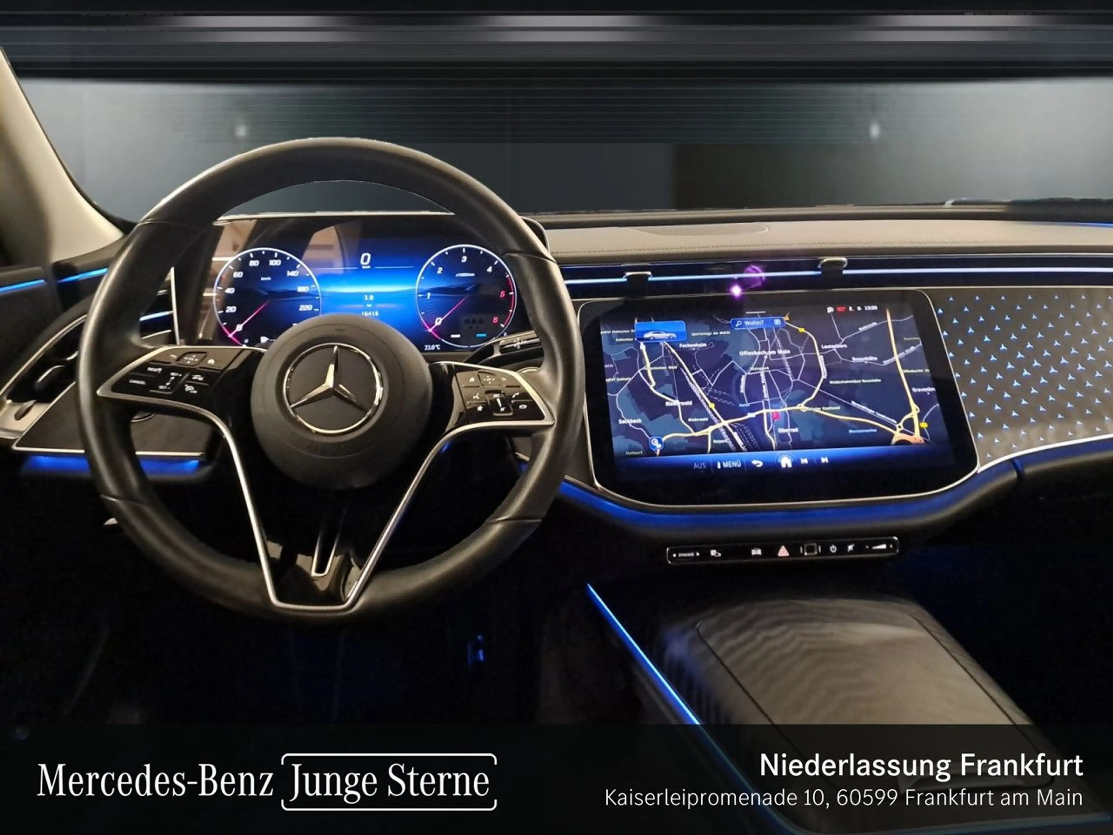 Mercedes-Benz E 220 d Avantgarde 360° Burmester Distr+ LED PTS — photo 13