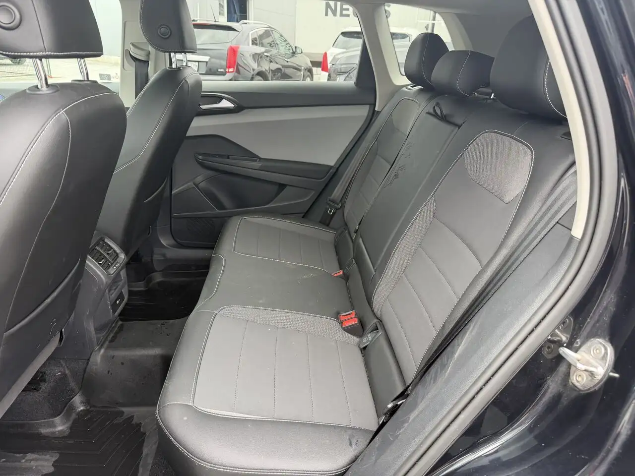 Volkswagen Taos снимка Volkswagen Taos