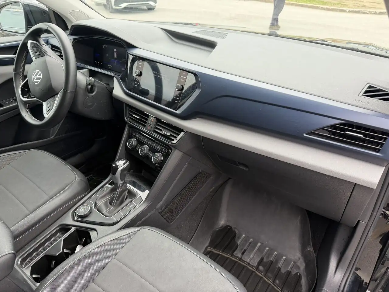Volkswagen Taos снимка Volkswagen Taos