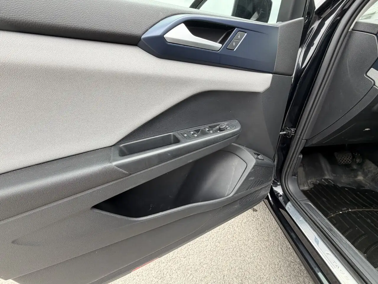 Volkswagen Taos снимка Volkswagen Taos