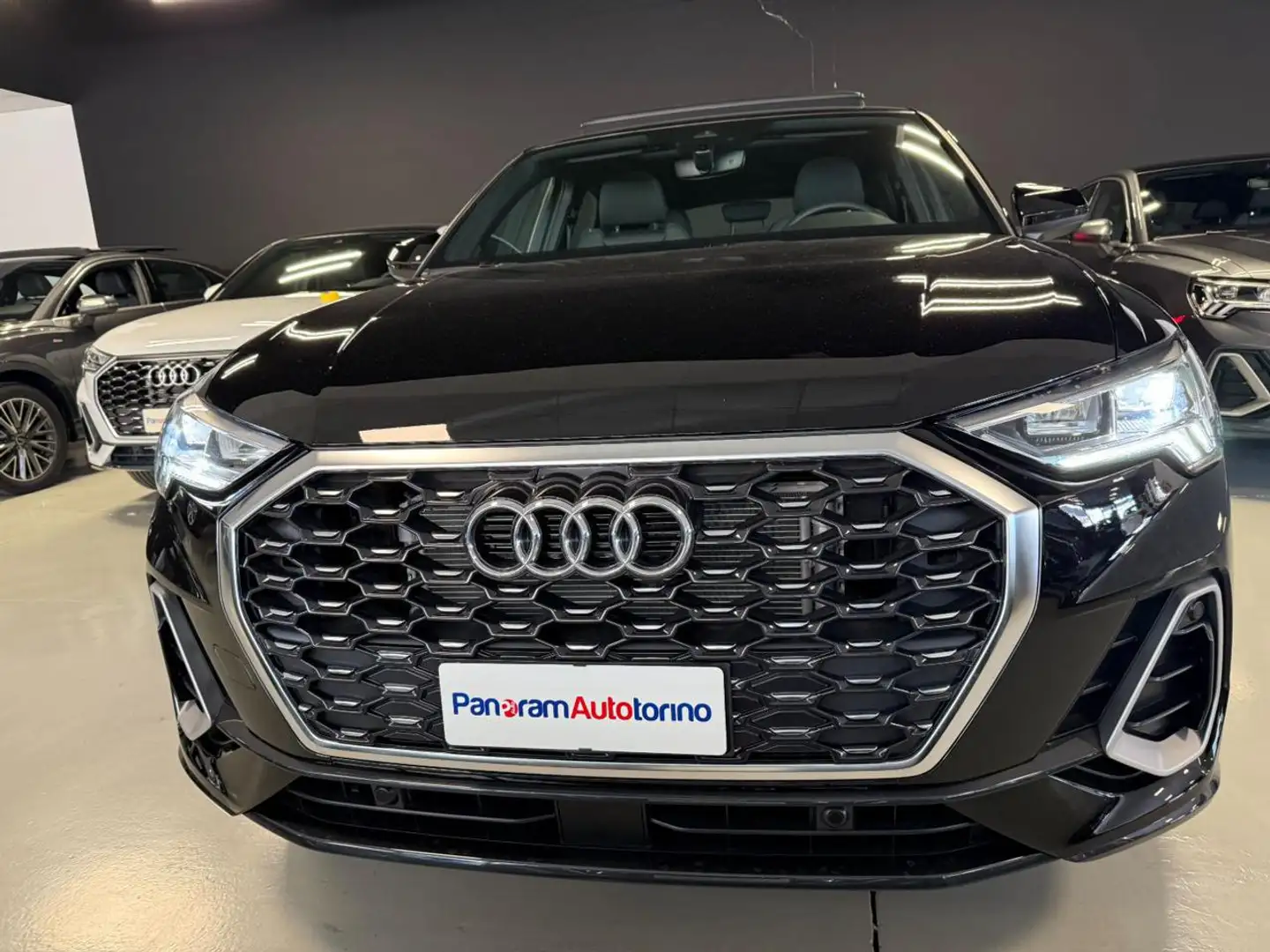 Audi Q3 SPB 35 TDI S tronic S line edition Nero - 2