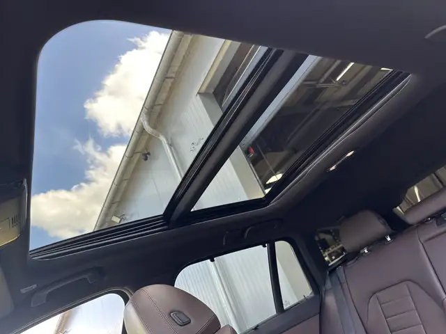 BMW M view 13