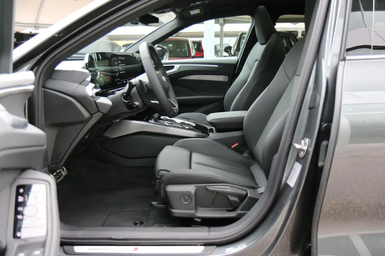 Audi A6 Avant TDI 204CV S tronic S line edition Grau - 2