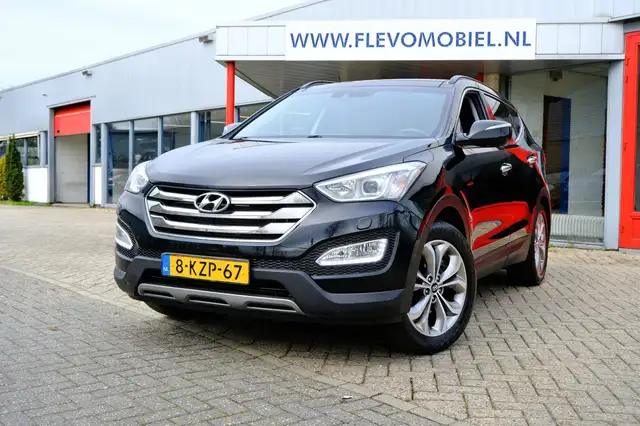 Hyundai SANTA FE 2.4i GDI i-Catcher Pano|Leder|Navi|LMV
