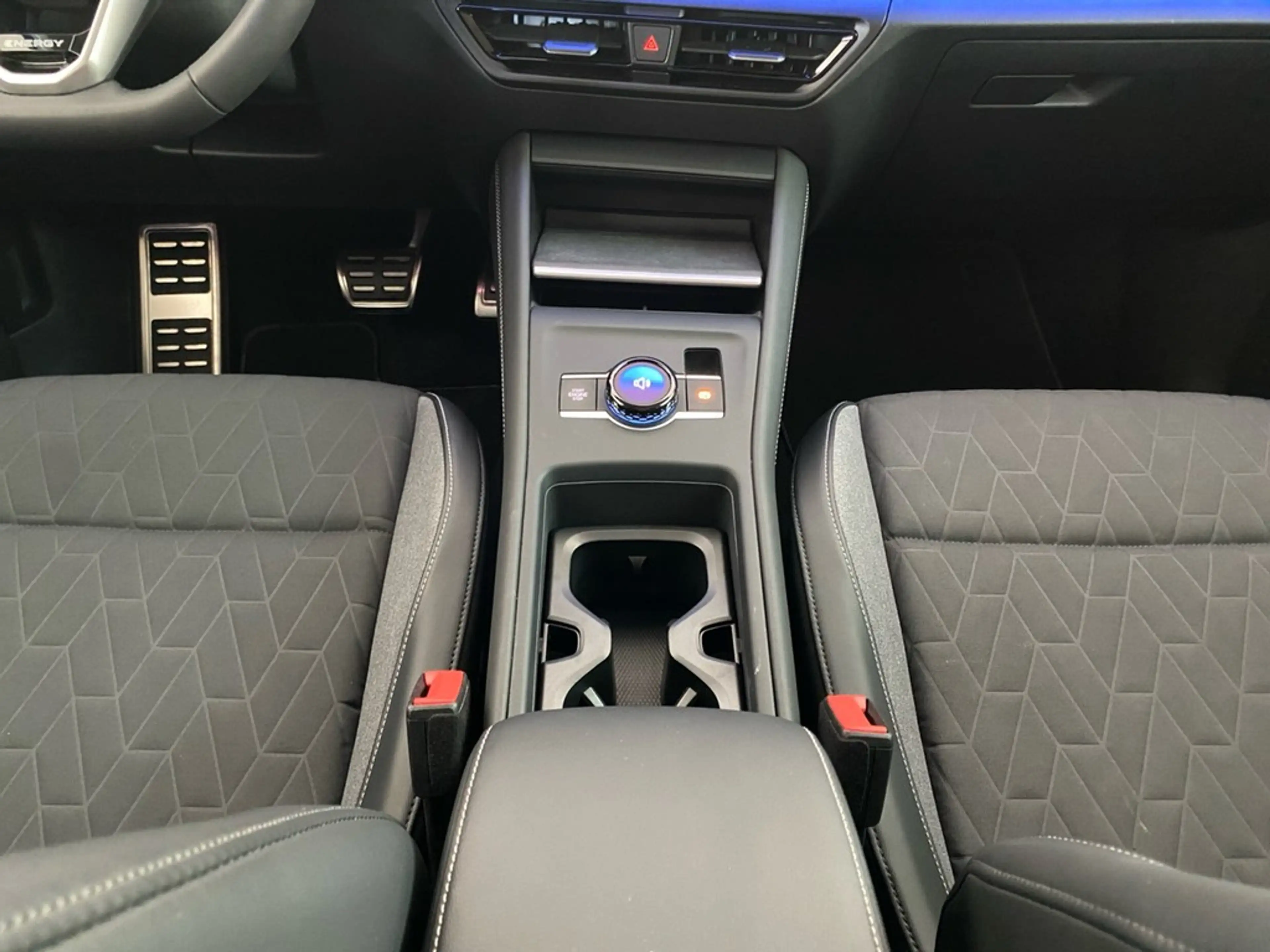 Volkswagen Tiguan 2.0 TDI DSG Energy AHK+360°KAMERA+ACC+NAVI+KEYLESS — photo 13
