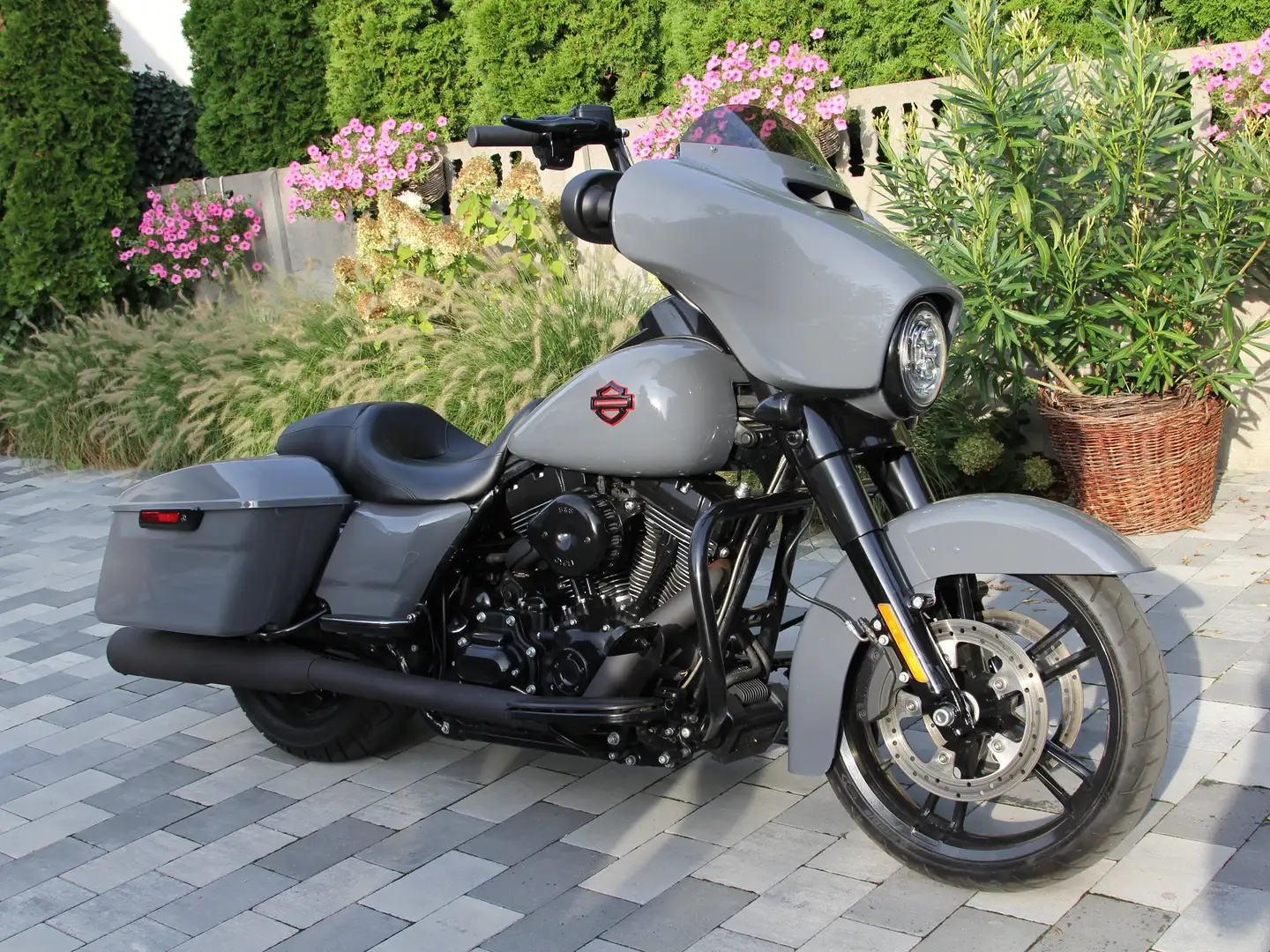 Harley-Davidson Street Glide Gri - 1