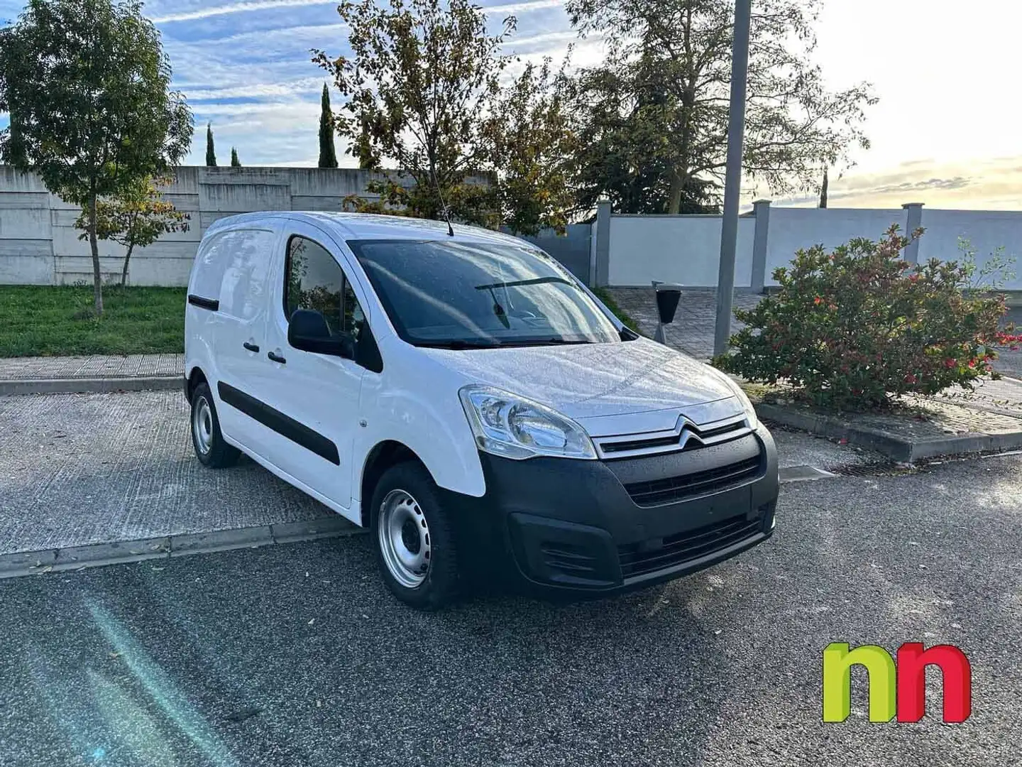 Citroen Berlingo BlueHDi 74KW (100CV) Club Blanco - 2