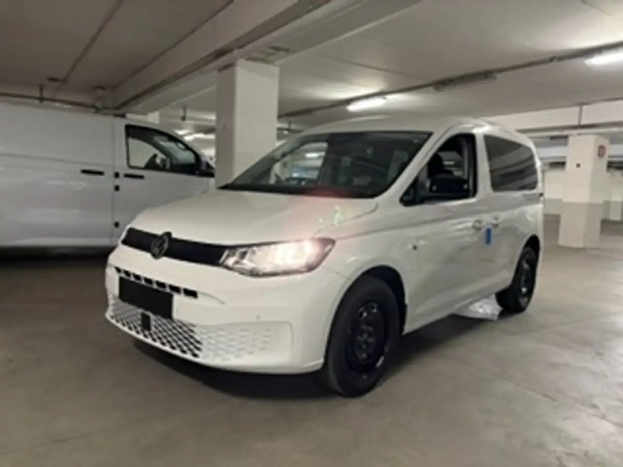 Volkswagen Caddy SPACE N1 2.0 TDI 75 kW ant. man. — photo 1 of 6